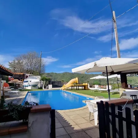 Etna's Boat House Bateau-hôtel Piedimonte Etneo