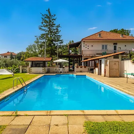 船上ホテル Etna's Boat House