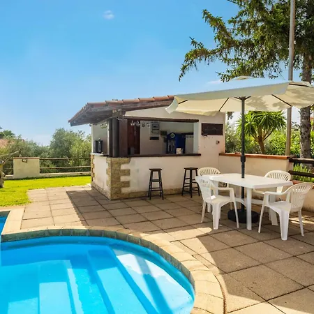 Etna's Boat House 船上ホテル ピエディモンテ・エトネーオ