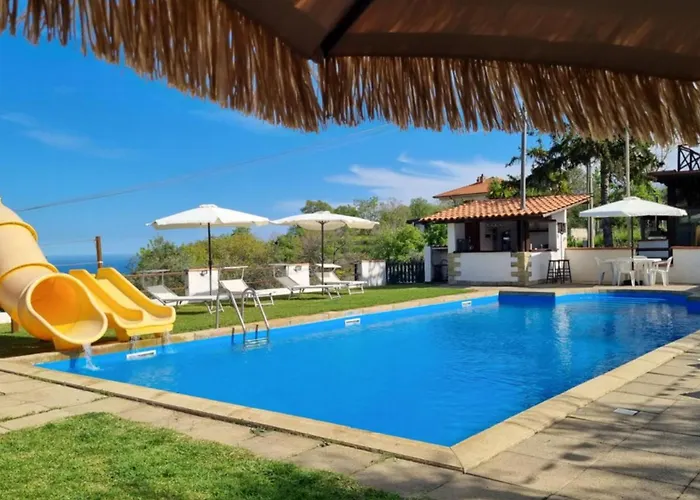 Etna's Boat House Bateau-hôtel