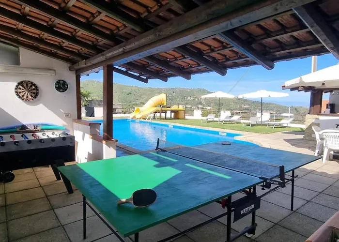 Etna's Boat House Bateau-hôtel